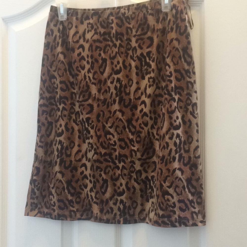 Ladies inc skirt small